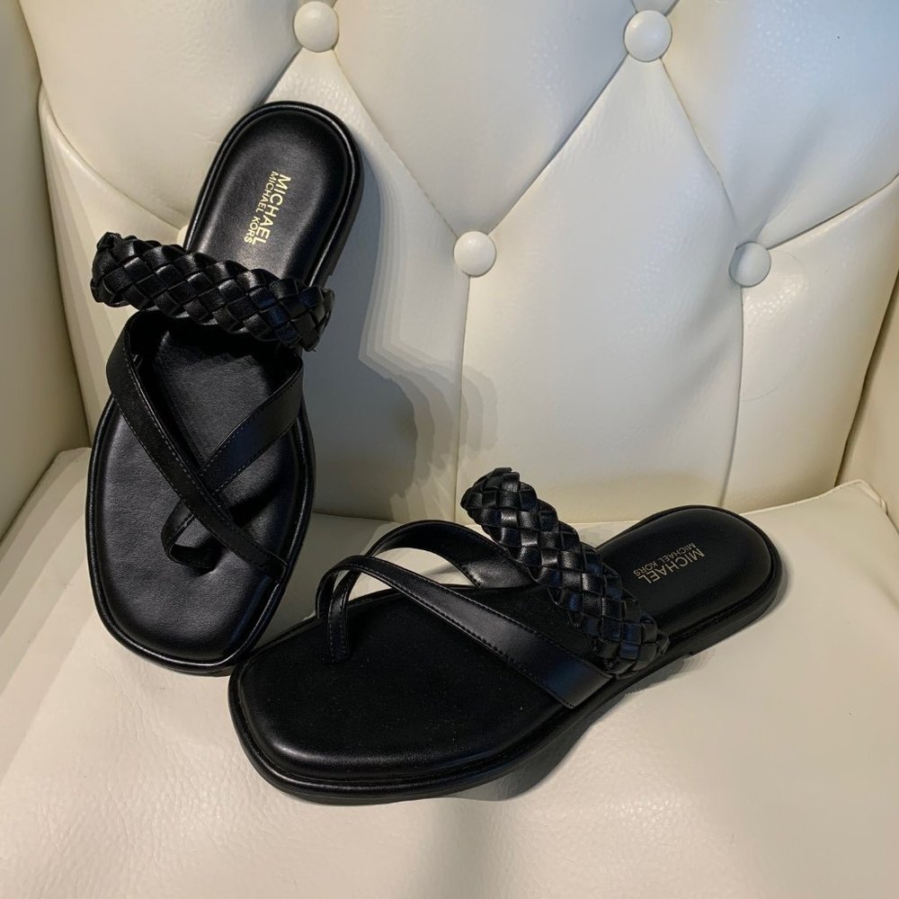 Michael Kors, Flat Sandals, Black, Size 7M, 2022.